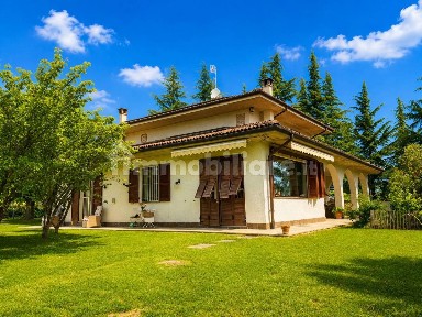 Villa unifamiliare, ottimo stato, 460 m², Acqui Terme