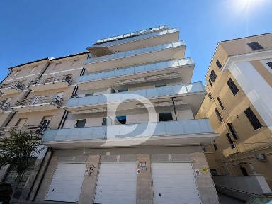 Pescara, Piazza Salotto - Corso Umberto, Via Umbria