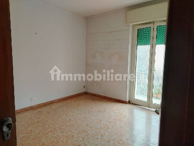 Trilocale via Monte Camicia 28, Ospedale, Pescara