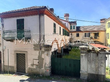 Villa bifamiliare via Giuseppe Saracco 4, Centro, Molare