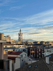 Pescara, Piazza Salotto - Corso Umberto, Viale Regina Margherita, 53/1