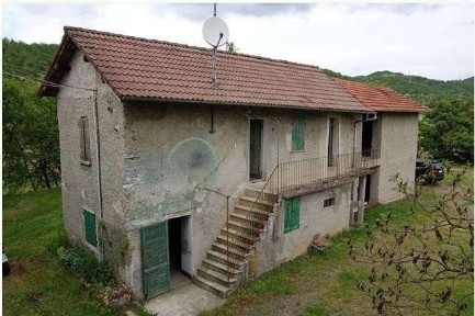 Villa bifamiliare, buono stato, 465 m², Cartosio