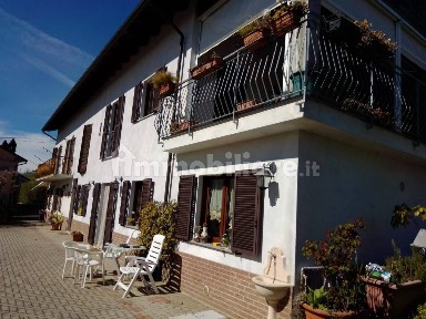 Mombello Monferrato, Cascine Villanova