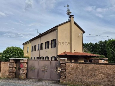 Villa unifamiliare Strada Rondo, 104, Popolo, Rondò, Casale Monferrato