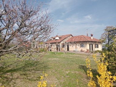 Villa unifamiliare, ottimo stato, 300 m², Centro, Pietra Marazzi
