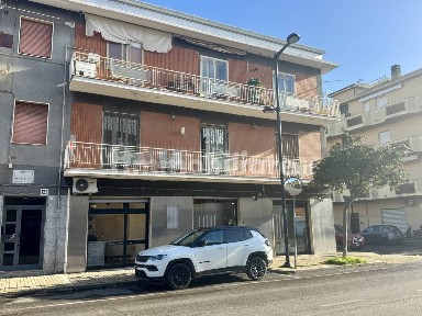 Pescara, Stadio - Lungomare Colombo, Via Francesco Ferdinando d'Avalos, 125