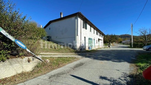 Villa plurifamiliare Sp334 1, Cartosio