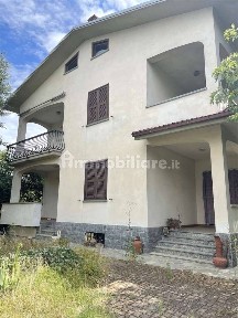 Villa bifamiliare, buono stato, 200 m², Centro, Capriata d'Orba