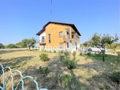 Villa unifamiliare, buono stato, 220 m², Centro, Capriata d'Orba