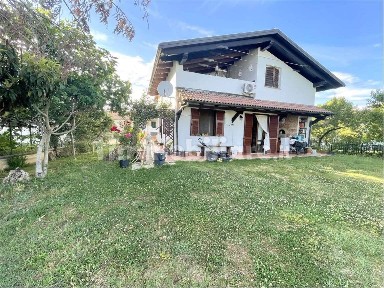 Villa unifamiliare, buono stato, 250 m², Centro, Frugarolo