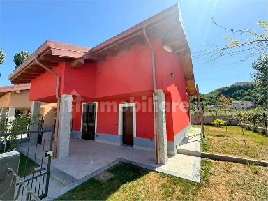 Villa unifamiliare, nuova, 150 m², Centro, Stazzano