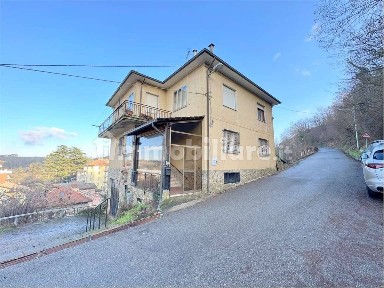 Villa bifamiliare, buono stato, 250 m², Centro, Castelletto d'Orba