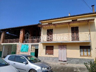 Villa unifamiliare via Giuseppe Garibaldi, Centro, Predosa