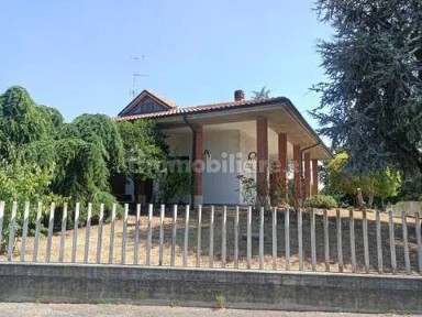 Villa unifamiliare, buono stato, 400 m², Centro, Tortona