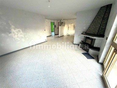 Villa bifamiliare, buono stato, 330 m², Centro, Basaluzzo