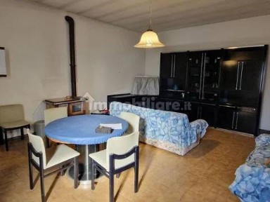 Villa unifamiliare via Monsignore Maurilio Silvani No Number, Centro, Isola Sant'Antonio