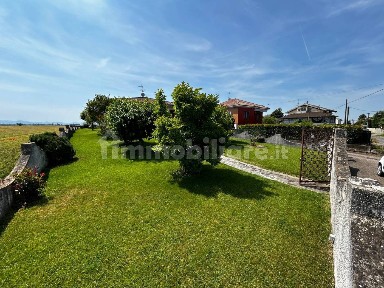 Villa unifamiliare via Galade, Mandrogne, Alessandria