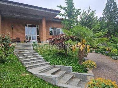 Villa unifamiliare, nuova, 400 m², Centro, Acqui Terme