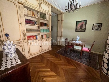 Villa unifamiliare, buono stato, 310 m², Fresonara