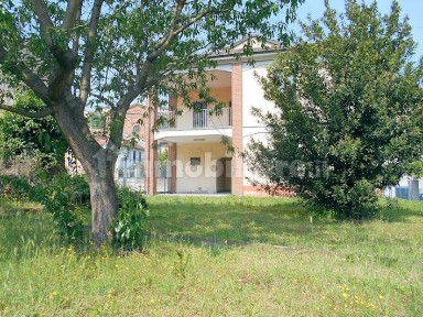 Villa bifamiliare, buono stato, 200 m², Centro, Cereseto
