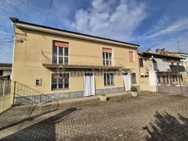Villa unifamiliare via Maestra, 89, Terranova, Casale Monferrato