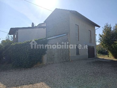 Villa unifamiliare 200 m², Centro, Carbonara Scrivia
