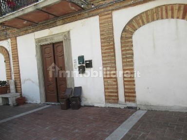 Quadrilocale piazza Giuseppe d'Albenzio 15, Centro, Spoltore