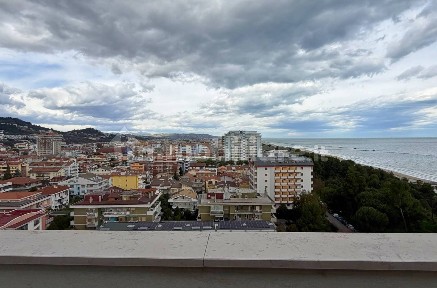 Bilocale via Crati 6, Santa Filomena, Montesilvano