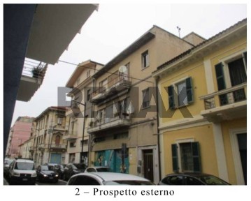 Pescara, Porta Nuova, via caboto, 69