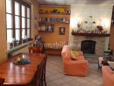 Villa unifamiliare via Roma, Centro, Sarezzano
