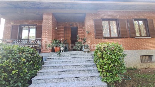 Villa unifamiliare, buono stato, 382 m², Centro, Castelletto Monferrato