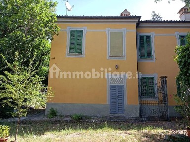 Villa unifamiliare 300 m², Centro, Tortona