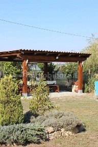 Villa unifamiliare 200 m², Carbonara Scrivia