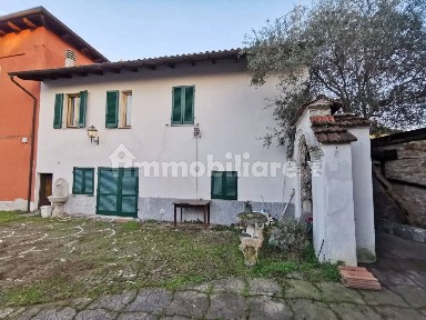 Villa unifamiliare 120 m², Centro, Tortona