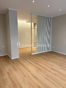 Monolocale corso Vittorio Emanuele II 15, Via Venezia - Lungofiume Paolucci, Pescara