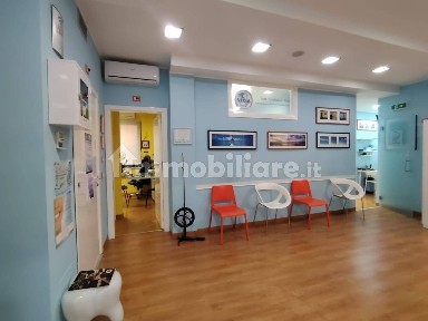 Trilocale via Genova 7, Stazione Centrale - Corso Vittorio, Pescara