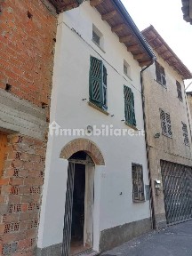 Capriata d'Orba, Via Porta Genovese, 1