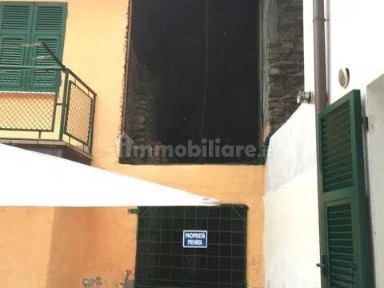 Cassano Spinola, Vico Dei Carezzani No Number