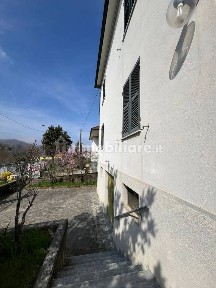Villa unifamiliare, da ristrutturare, 300 m², Prasco