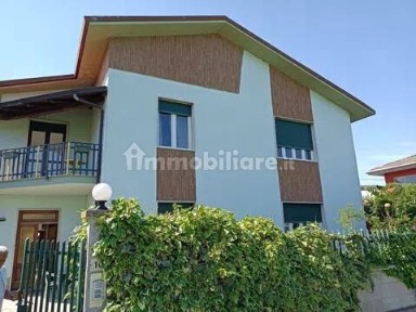 Villa unifamiliare, buono stato, 250 m², Pontecurone