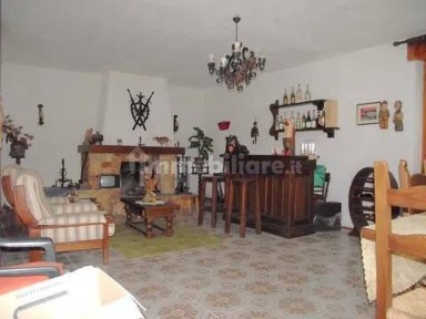 Villa unifamiliare 200 m², Garbagna