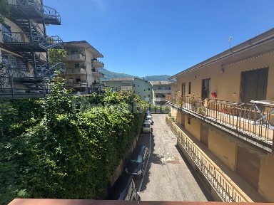 Trilocale viale della Libertà 19, Centro, Caramanico Terme