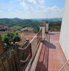 Villa unifamiliare via Rocca, Centro, Camagna Monferrato