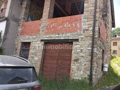 Villa unifamiliare 100 m², Fabbrica Curone