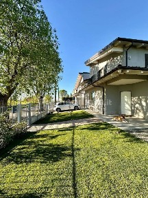 Villa unifamiliare Strada Comunale Mandrogne, Mandrogne, Alessandria
