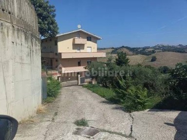 Appartamento via Risorgimento, 7, Caprara D'abruzzo, Spoltore