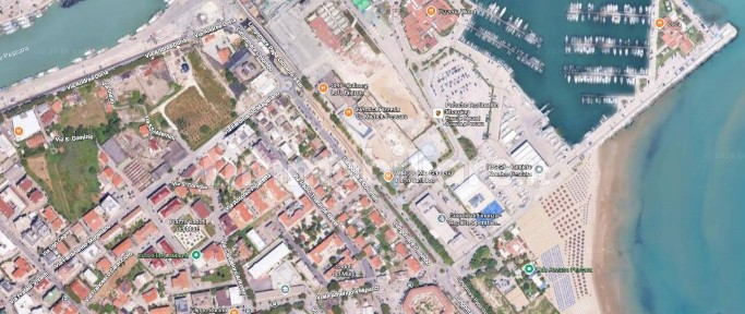 Quadrilocale via Francesco Caracciolo, Porto Turistico, Pescara
