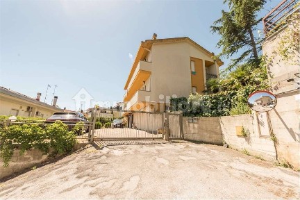 Pescara, Colle del Telegrafo - Colle Scorrano, STRADA FONTE BOREA, 82