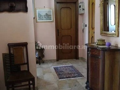 Appartamento via Regina Margherita, 37, Centro, Cappelle sul Tavo