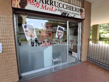 Locale commerciale in Vendita